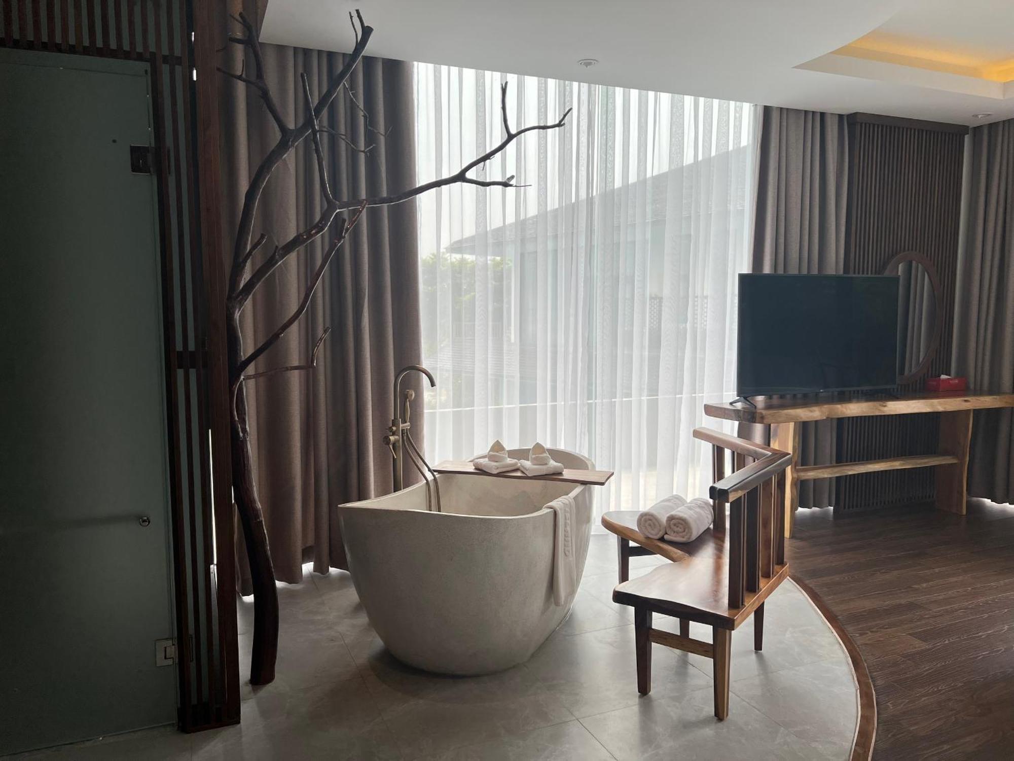 Minawa Kenhga Resort & Spa Ninh Binh Exterior foto